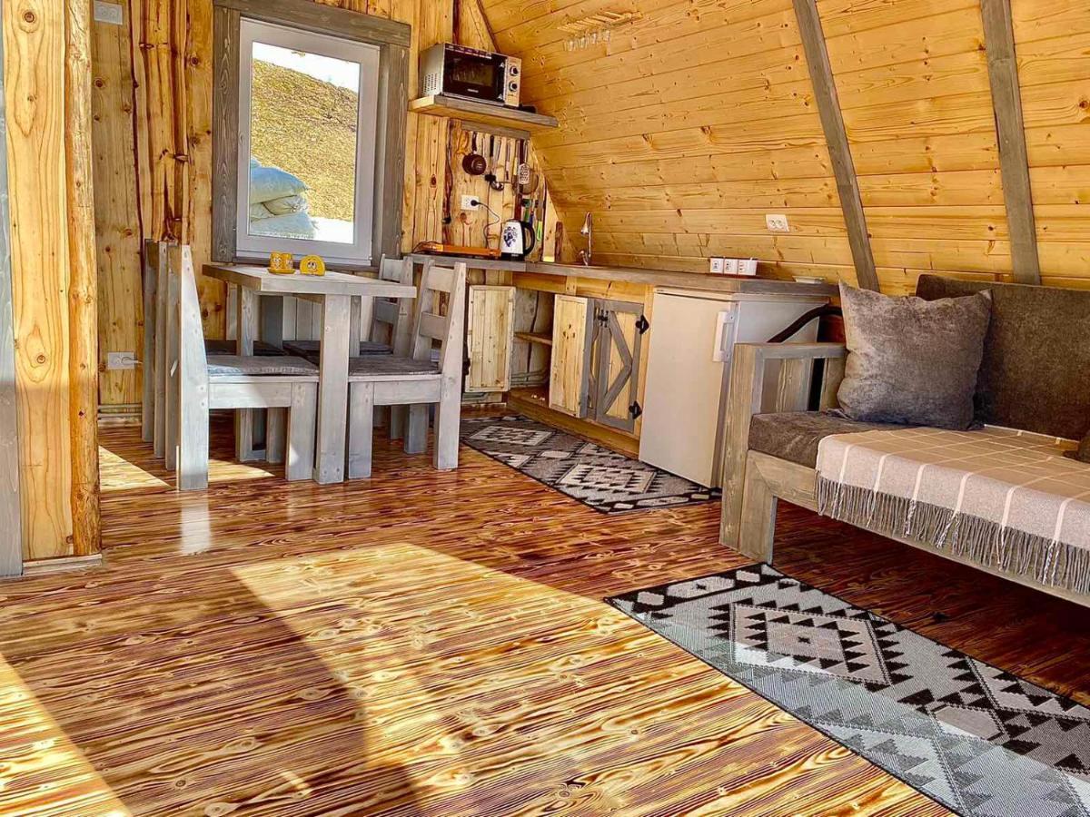 "Файна Хата" Synevyrsʼka Polyana Exterior foto
